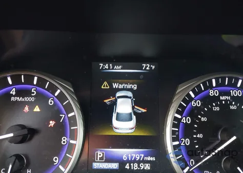 2015 Infiniti Q50 Premium z USA, uszkodzony, nr VIN JN1BV7AP9FM346860